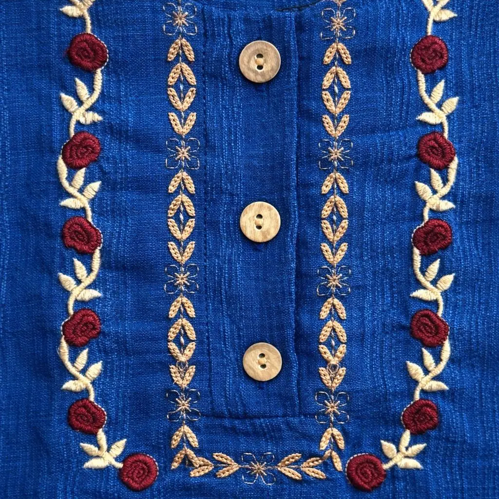 مانتو گلدوزی آیسو گندم